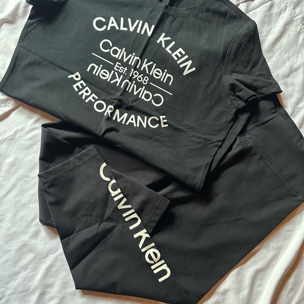 Calvin Klein Black Performance Set